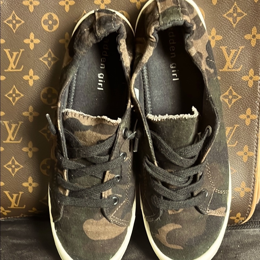 Madden Girl Barby camouflage sneakers Canvas Sneakers